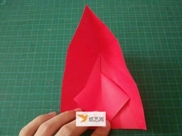 Detailed illustrated tutorial on how to fold the Christmas crane