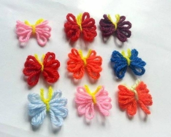 Three-minute tutorial for children to make woolen butterflies by hand