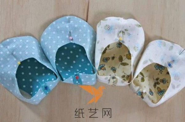 Tutorial on how to make baby shoes