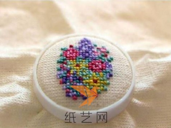 Beautiful cross stitch mobile phone chain making tutorial