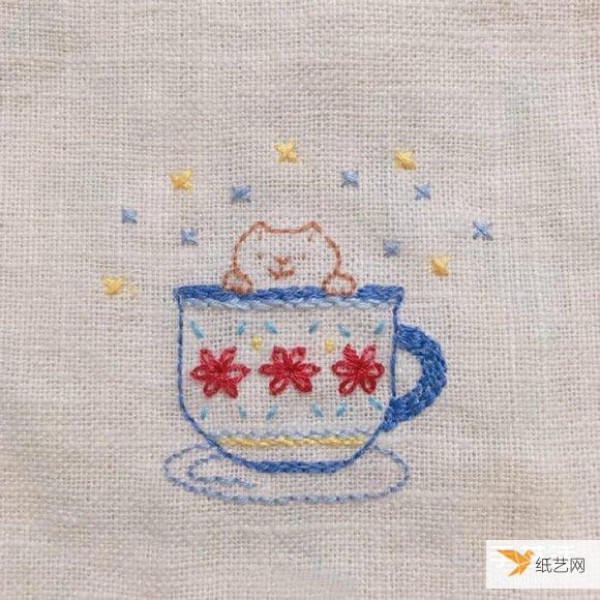 Healing cat embroidery pictures, simple lines make people feel warm