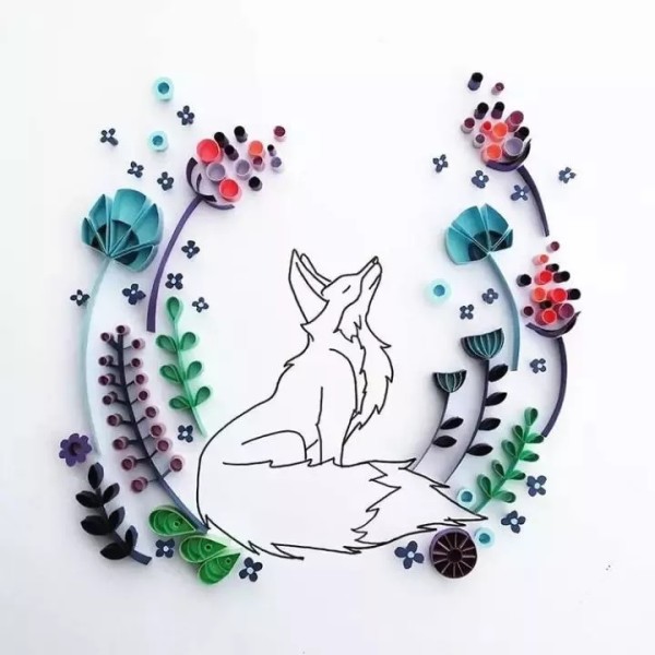 So beautiful! She combines paper quilling and flower arrangement!