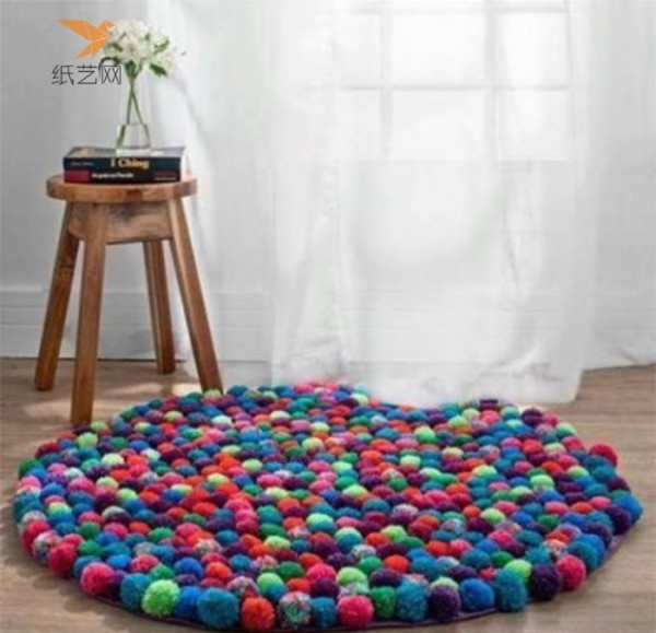 Tutorial on turning waste into treasure: transforming waste wool into a carpet made of small wool balls