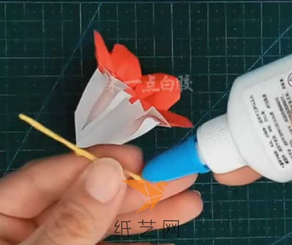 Origami lily of the valley six-petal flower video tutorial