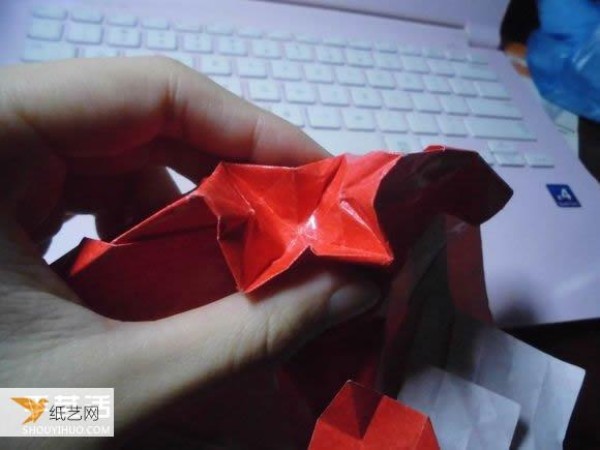 Super complicated kissing fish heart origami illustration process