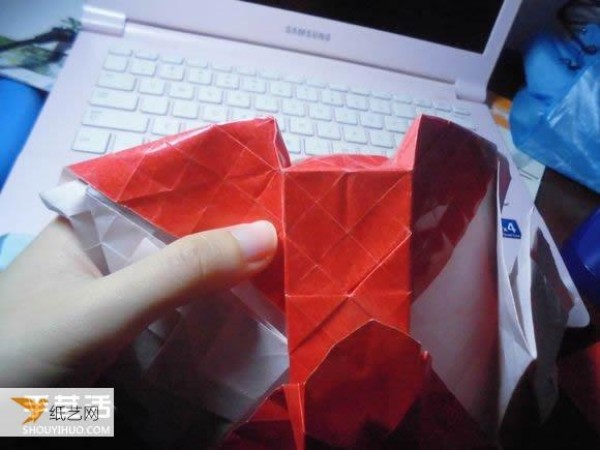 Super complicated kissing fish heart origami illustration process