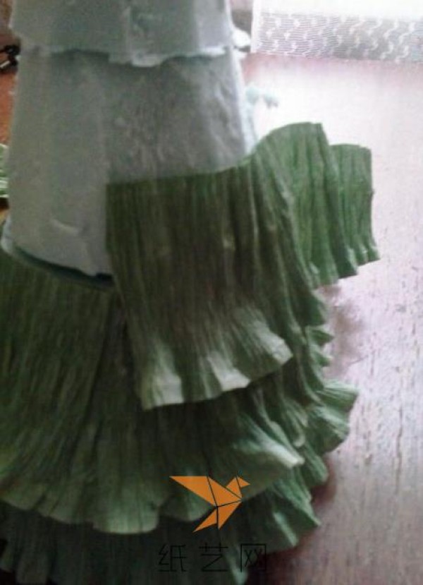 Christmas tree handmade simple crepe paper Christmas tree tutorial