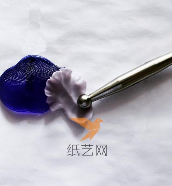 Teach you step by step how to make ultra-realistic iris flowers with ultra-light clay