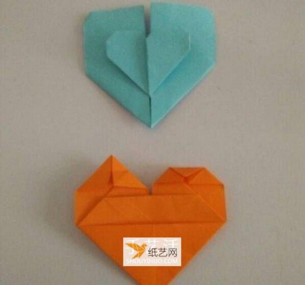 Hand-folded beautiful heart-to-heart seals