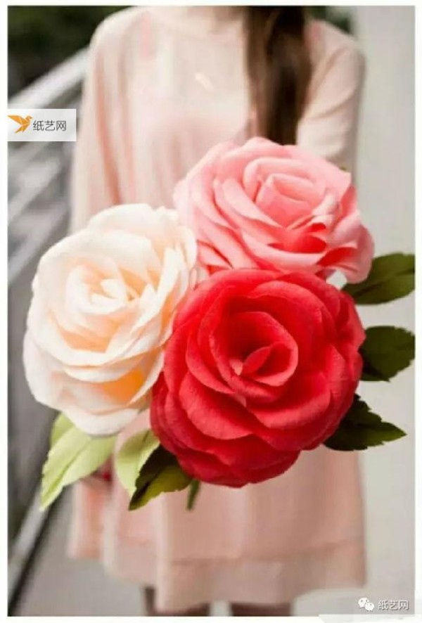 5 Easy Crepe Paper Flower Tutorials