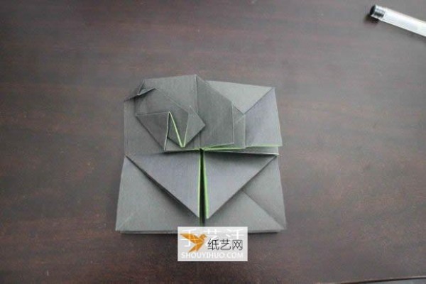 How to fold the Nike logo using origami