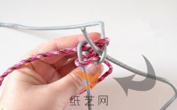 Tutorial on hand-knitting a strong and beautiful dog leash