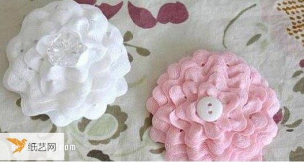 How to make peony head flowers by hand using non-woven fabric and lace