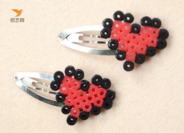 Tutorial on making cute heart-shaped hairpin decorations made by Pinpin Doudou