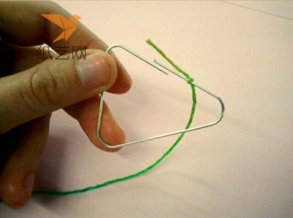 Tutorial on turning waste into treasure: turning extra paper clips into beautiful earrings