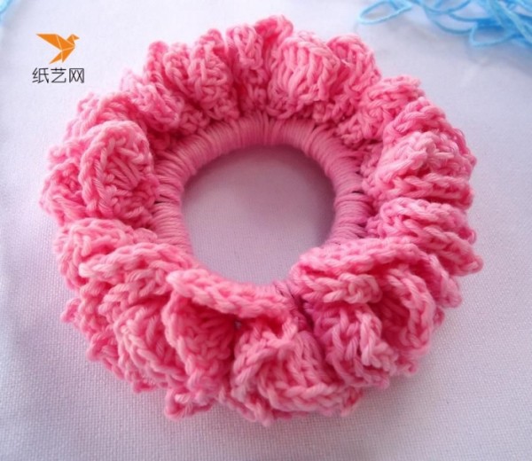 A beautiful crochet rubber band makeover