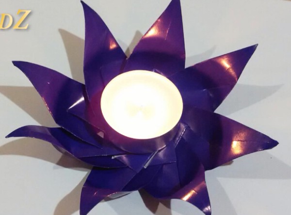 Origami video tutorial for origami flower candle holder