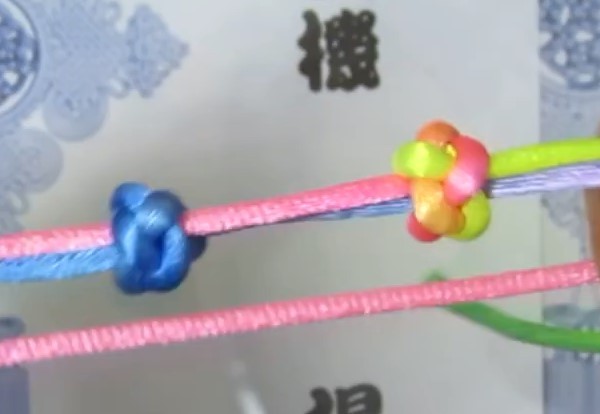 Chinese Knot Single Thread Button Stretch Knot Knitting Method