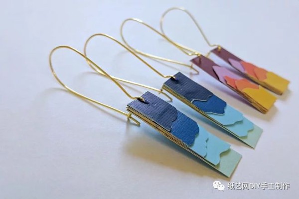 Colorful paper art earrings, never seen them? Here is a tutorial that will help you learn it at a glance!