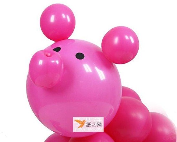 Step by step tutorial on how to make cute pink pig balloons