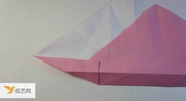 Illustrated step-by-step tutorial for girls using origami to fold something that looks complicated