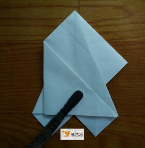 How to make a complicated rabbit using origami