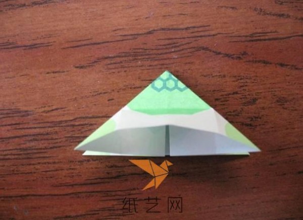 Tutorial on how to make a cute origami turtle