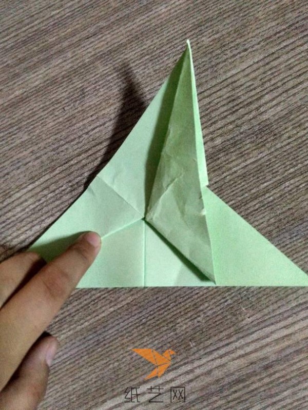 Simple 3D four-leaf clover origami tutorial