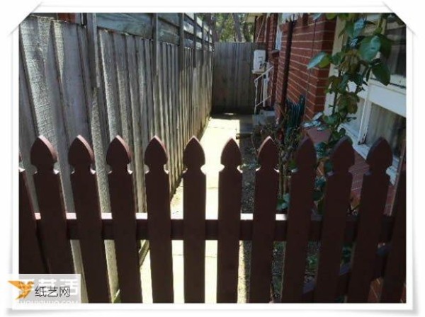 Share the illustrated tutorial on how to make your own personalized yard gate