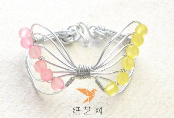 Beautiful Wire Beaded Butterfly Bracelet Making Tutorial