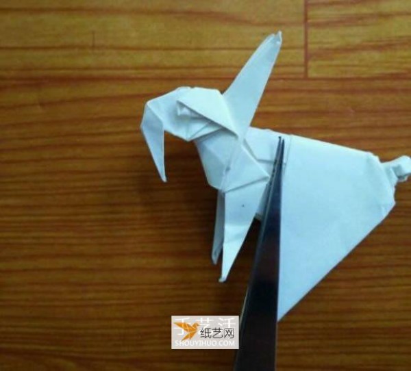 How to make a complicated rabbit using origami