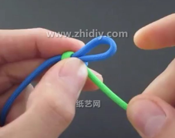 Chinese Knotting Method Two-Color Bracelet Hand Knitting Tutorial