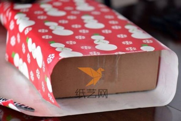 Teach you step-by-step how to wrap Christmas gift boxes perfectly