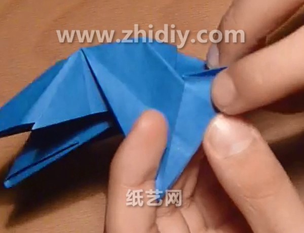 Origami tutorial for making three-dimensional origami rabbit