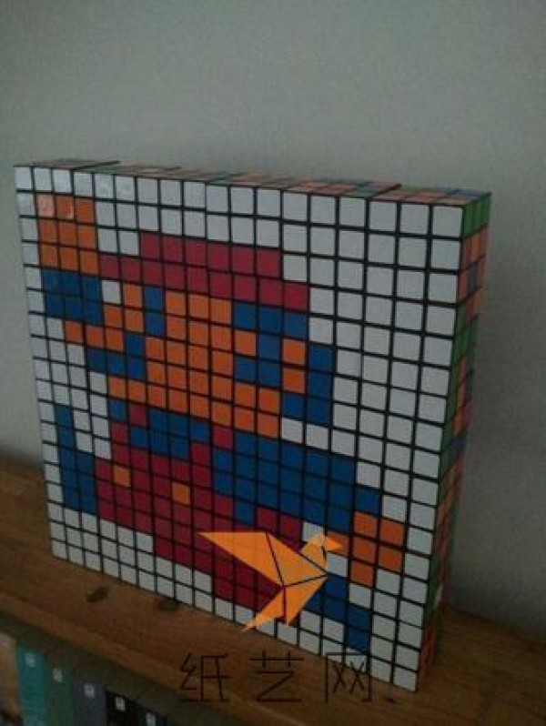 Making wall paintings using Rubiks Cube puzzles