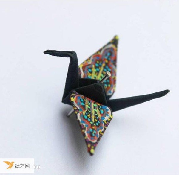 Artist implements one-day origami crane plan to fold 365 different shapes