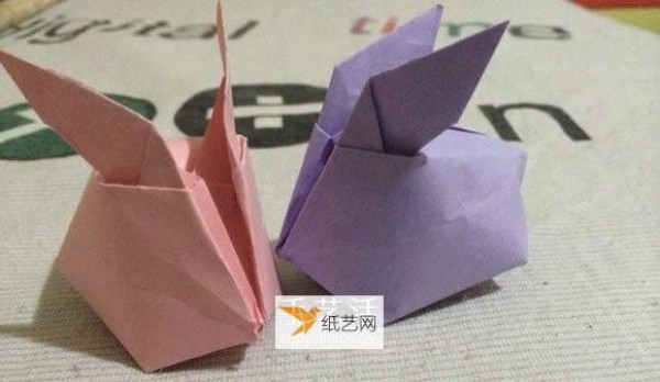 Three-dimensional paper rabbit that children can also make