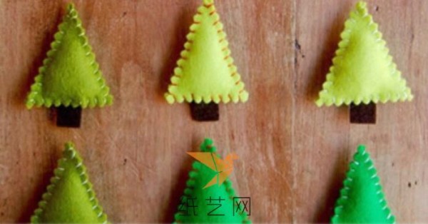 Christmas handmade non-woven Christmas tree pin making tutorial