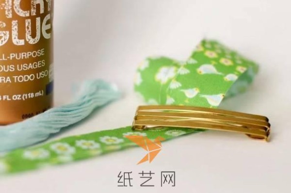 Tutorial on making simple and beautiful fabric rose hairpins for Children’s Day gifts