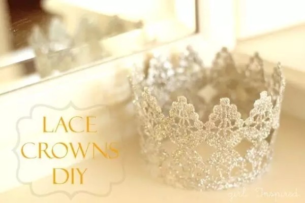 Roll up the lace to make a fairy tale crown!