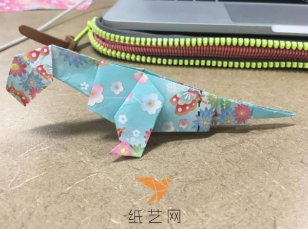 Teach you step by step how to make origami dinosaur New Year origami advanced tutorial