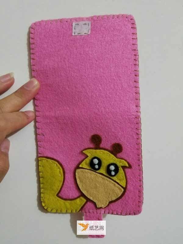 Make a cute cartoon wallet using non-woven fabric