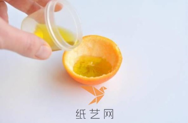 Life Tips: Tutorial for children to make small orange lanterns by hand