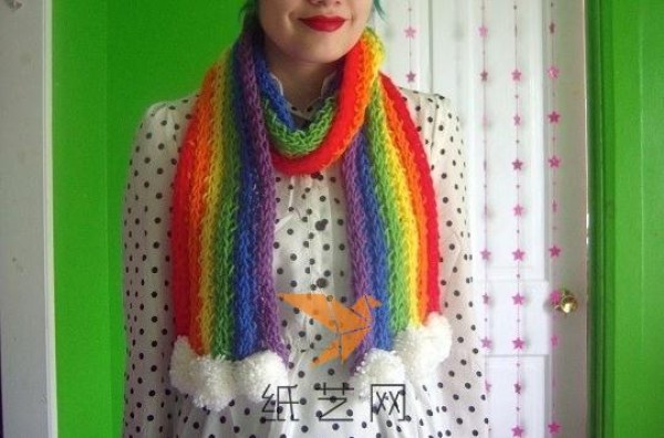 Finger Knit Rainbow Scarf Tutorial