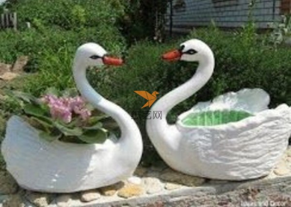 Gypsum white swan flower pot turns waste into treasure creative DIY