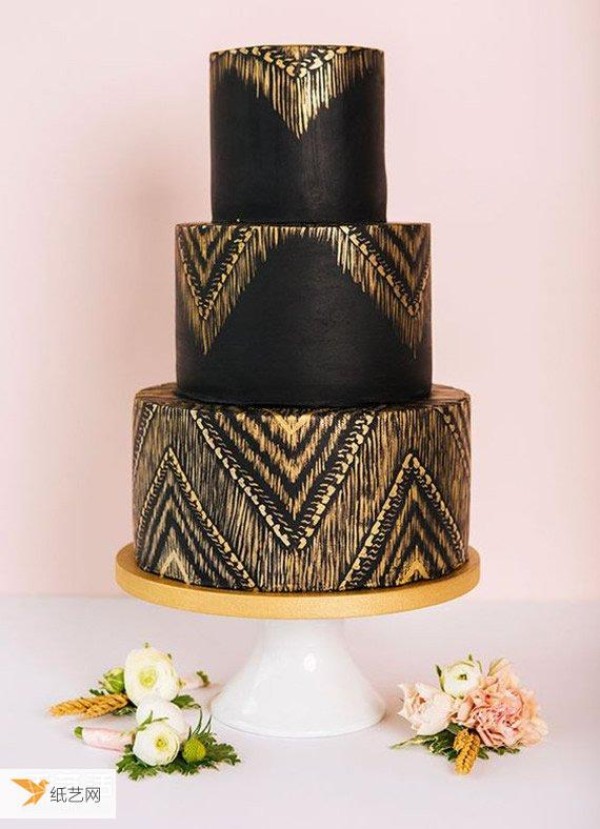 Happy wedding! Specially creative wedding cakes make your wedding a highlight