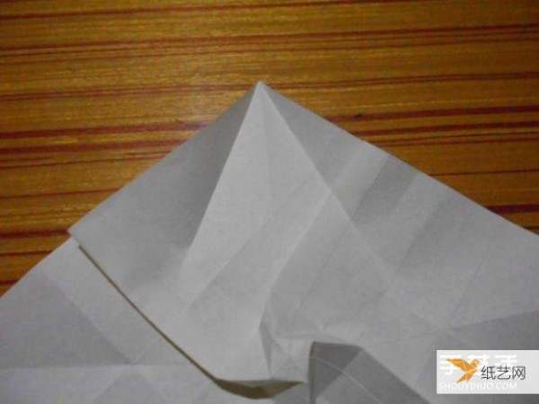 Share with everyone the step-by-step illustration of how to fold roses and paper cranes