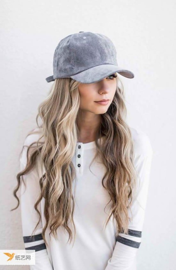 Haven’t styled your hair in winter? 3 basic hat styles to highlight fashion