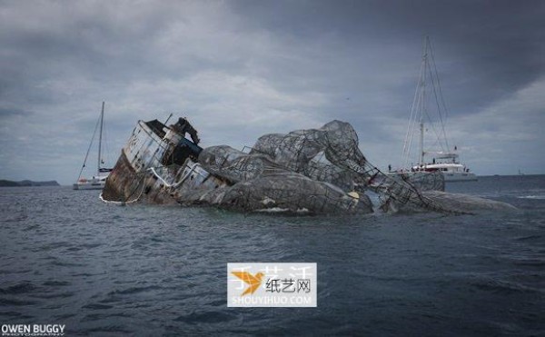 Artistic giant octopus entrenched on World War II battleship