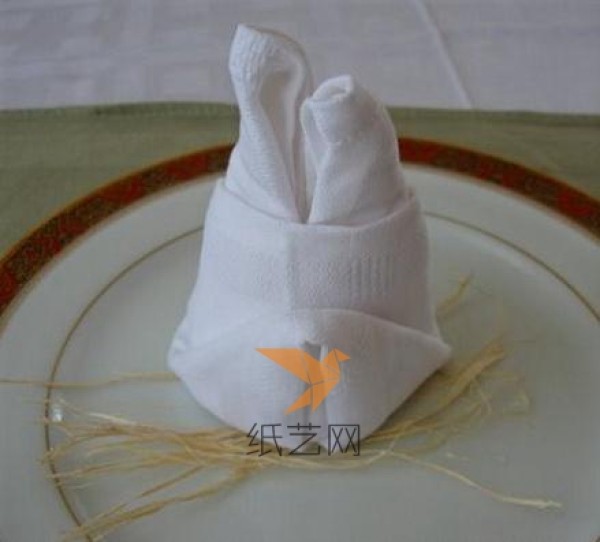 Illustrations of napkin folding